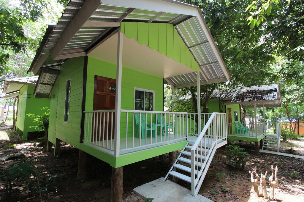 Koh Phayam Greentawan Resort Ngoại thất bức ảnh