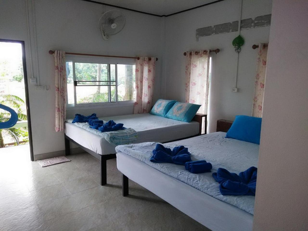 Koh Phayam Greentawan Resort Ngoại thất bức ảnh